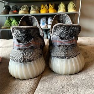 YEEZY Beluga 2.0
